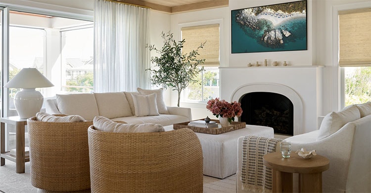 This living room designed by Stephanie Krause Interiors is so stunning! #ABlissfulNest